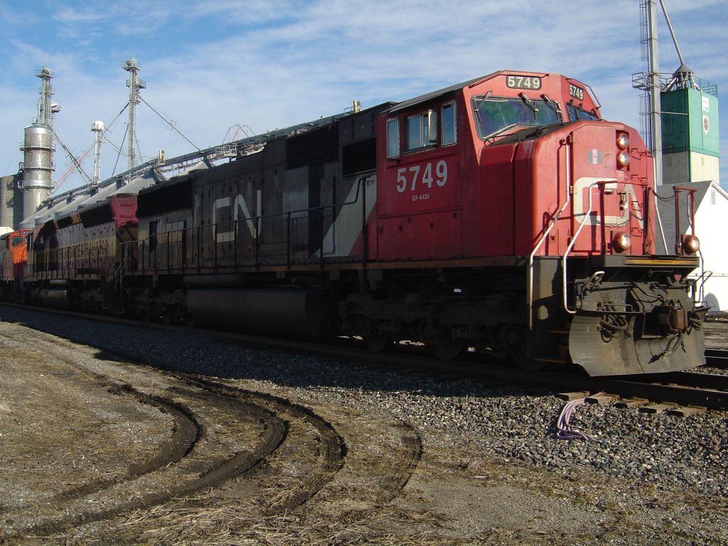 CN 5749